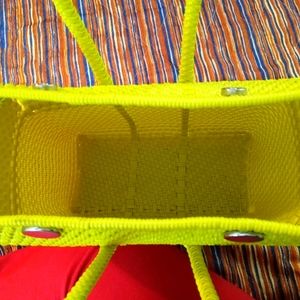🌮Sold🌮 Yellow Artesian Woven Purse